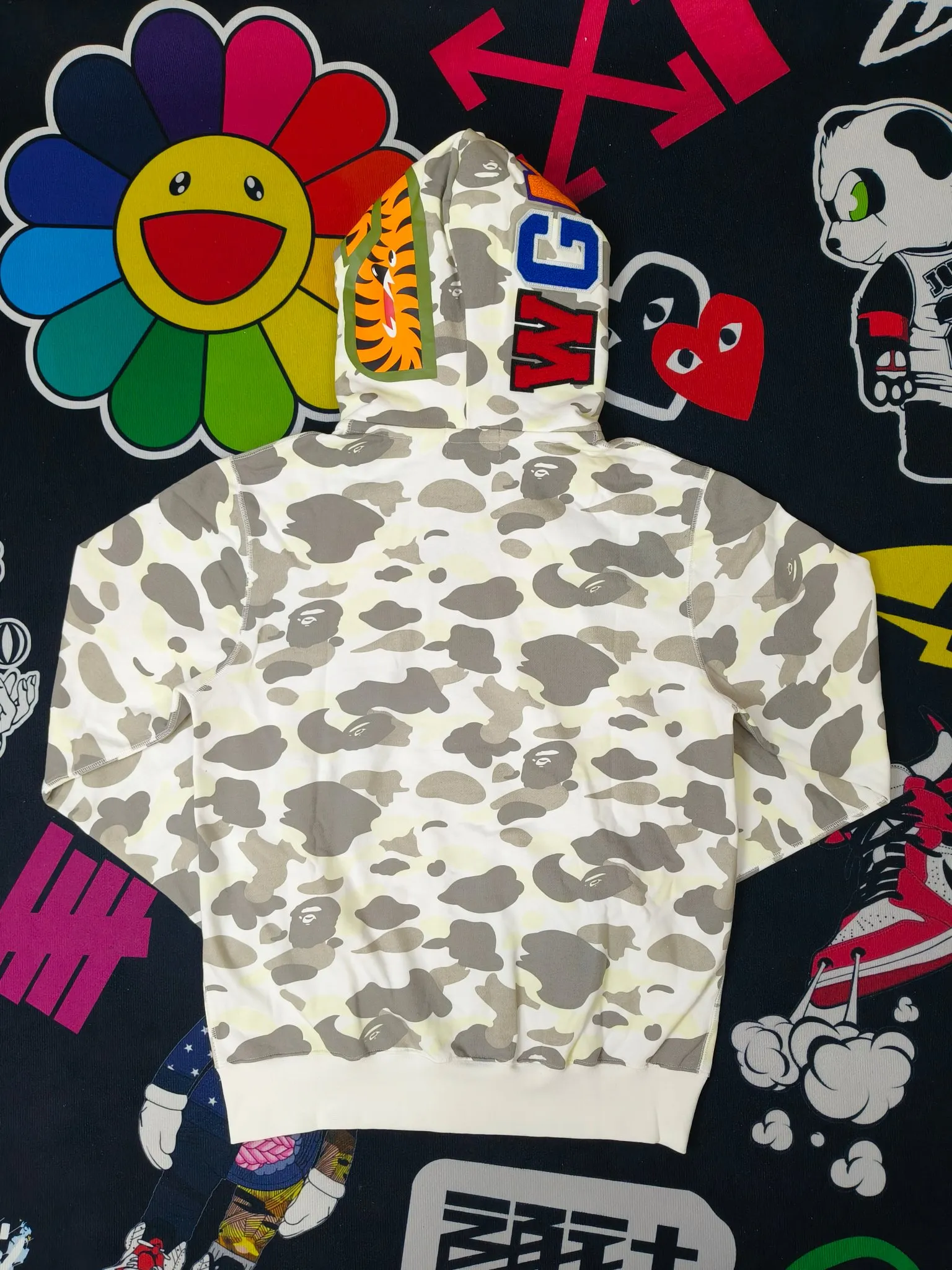 XX 126 BAPE Double hood camouflage luminous Classic design printing Customized fabric Couple model: S—XXL [Black White]